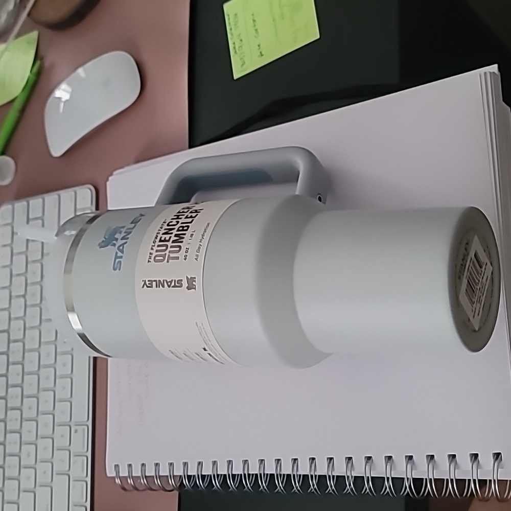 Stanley Quencher 40 oz